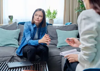 Bireysel Terapi Kimler İçin Uygundur? Terapi Sadece Kriz Anlarında mı Gerekli?