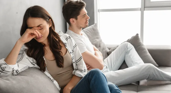 Partnerinizle Konuşamıyor Musunuz? İletişimsizlik İçin Çift Terapisi