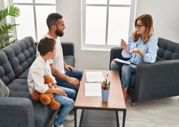 İstanbul Çocuk ve Ergen Psikolojik Danışmanlık Merkezi